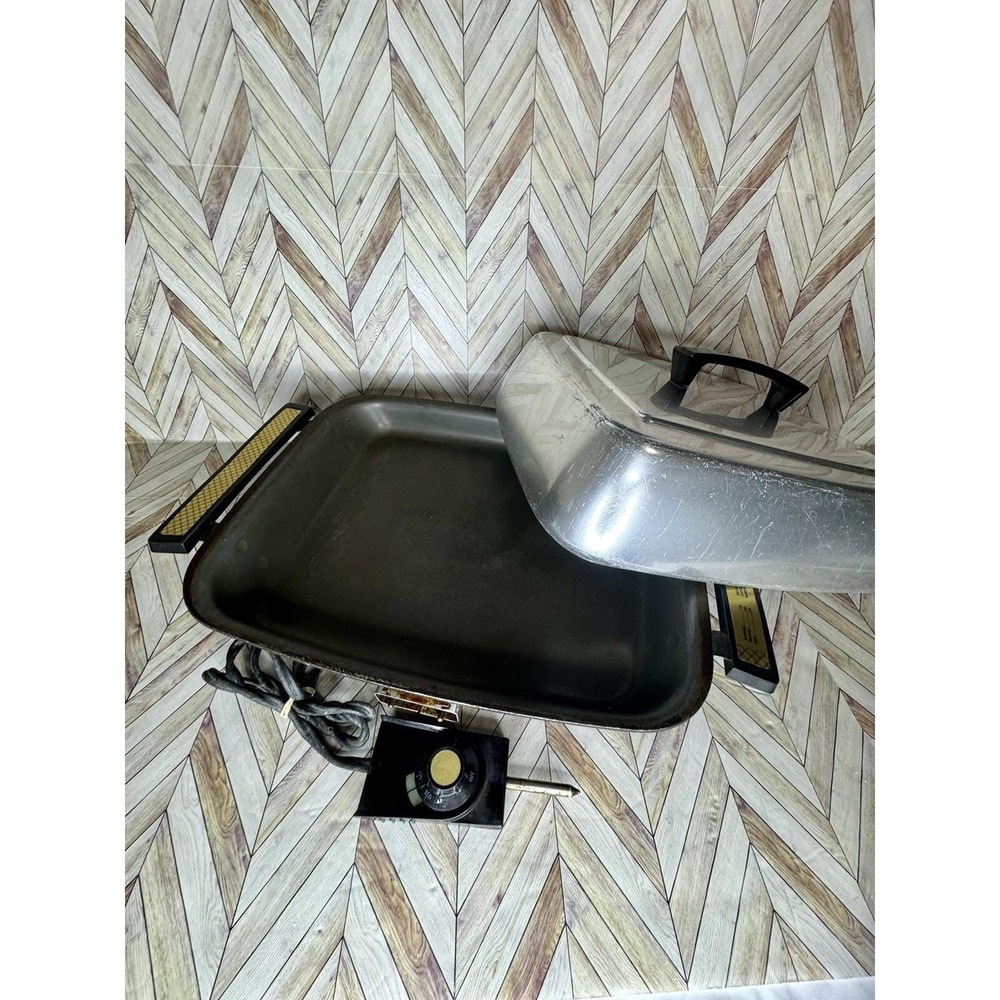 Vintage Electric‎ Skillet Silver Black Square High Dome Lid Temperature Probe